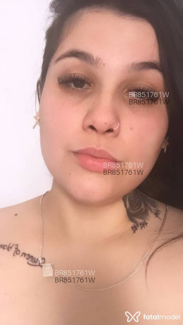 Acompanhante mulher morena (o) de olhos castanhos em Lages - ROBERTA PARANAENSE