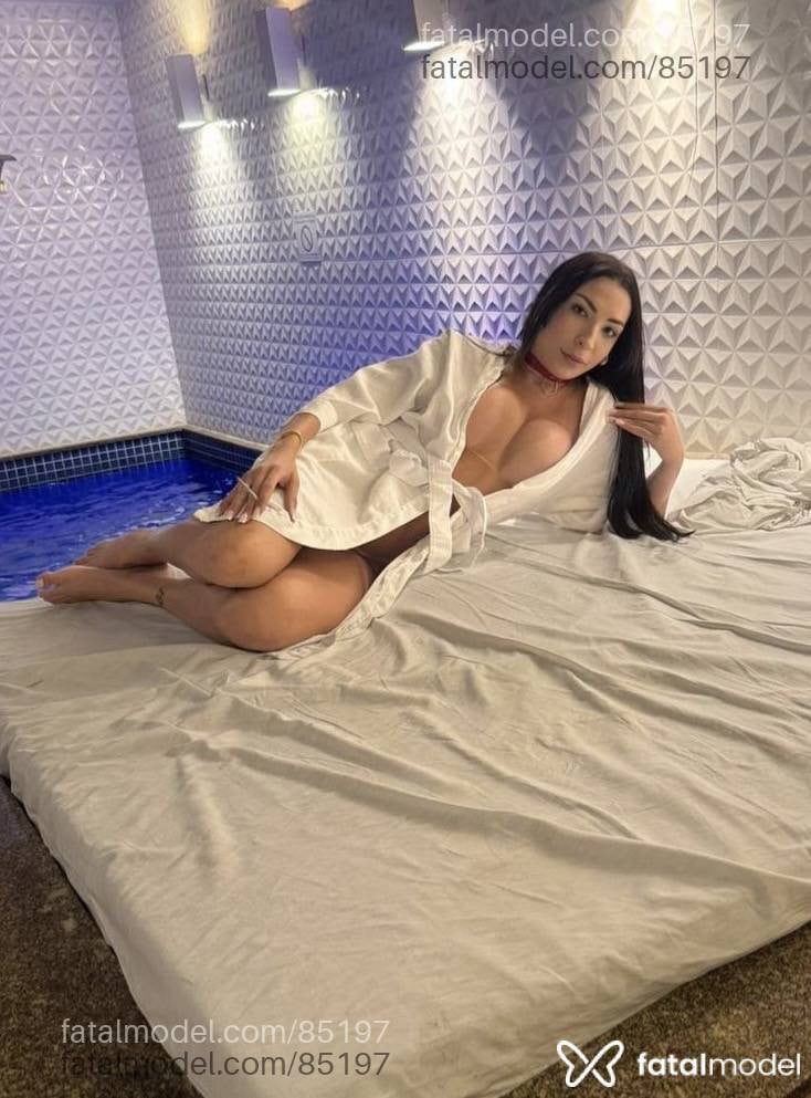 Acompanhante travesti morena (o) de olhos mel - Thayanne Mendonça