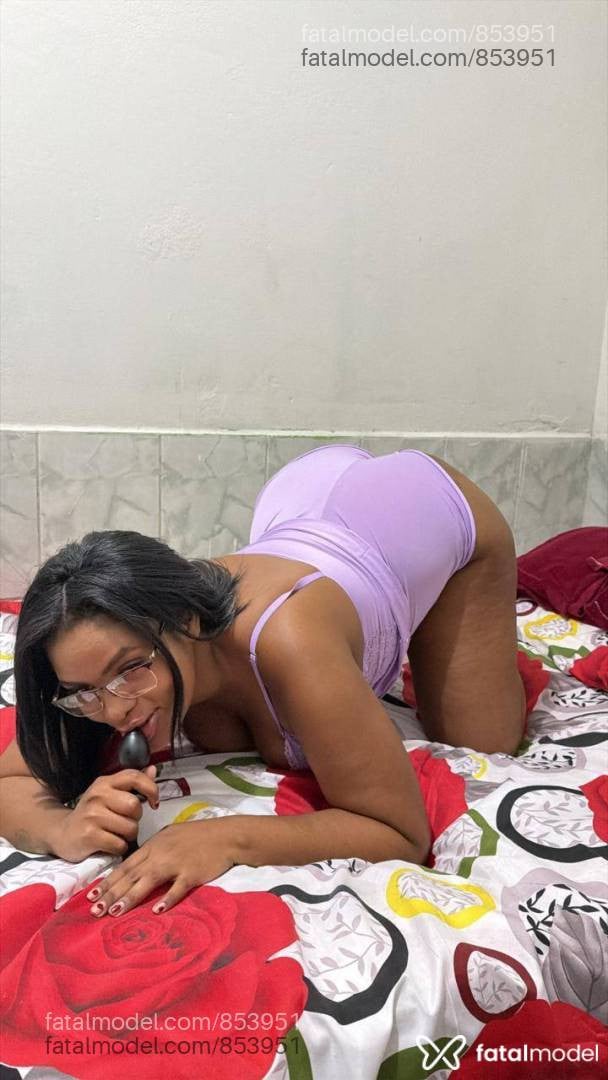 Acompanhante mulher morena (o) de olhos castanhos - Barbara Santos