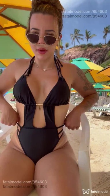 Acompanhante mulher com cabelo castanho de olhos mel em Patos - Louíse