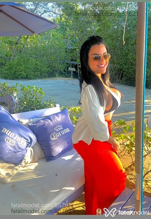 Acompanhante mulher morena (o) de olhos castanhos em Osasco - Rafaella Costa