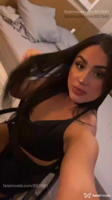Acompanhante mulher trans morena (o) de olhos pretos em Curitiba Acompanhante mulher trans morena (o) de olhos pretos em Curitiba - Diellyn Tavares