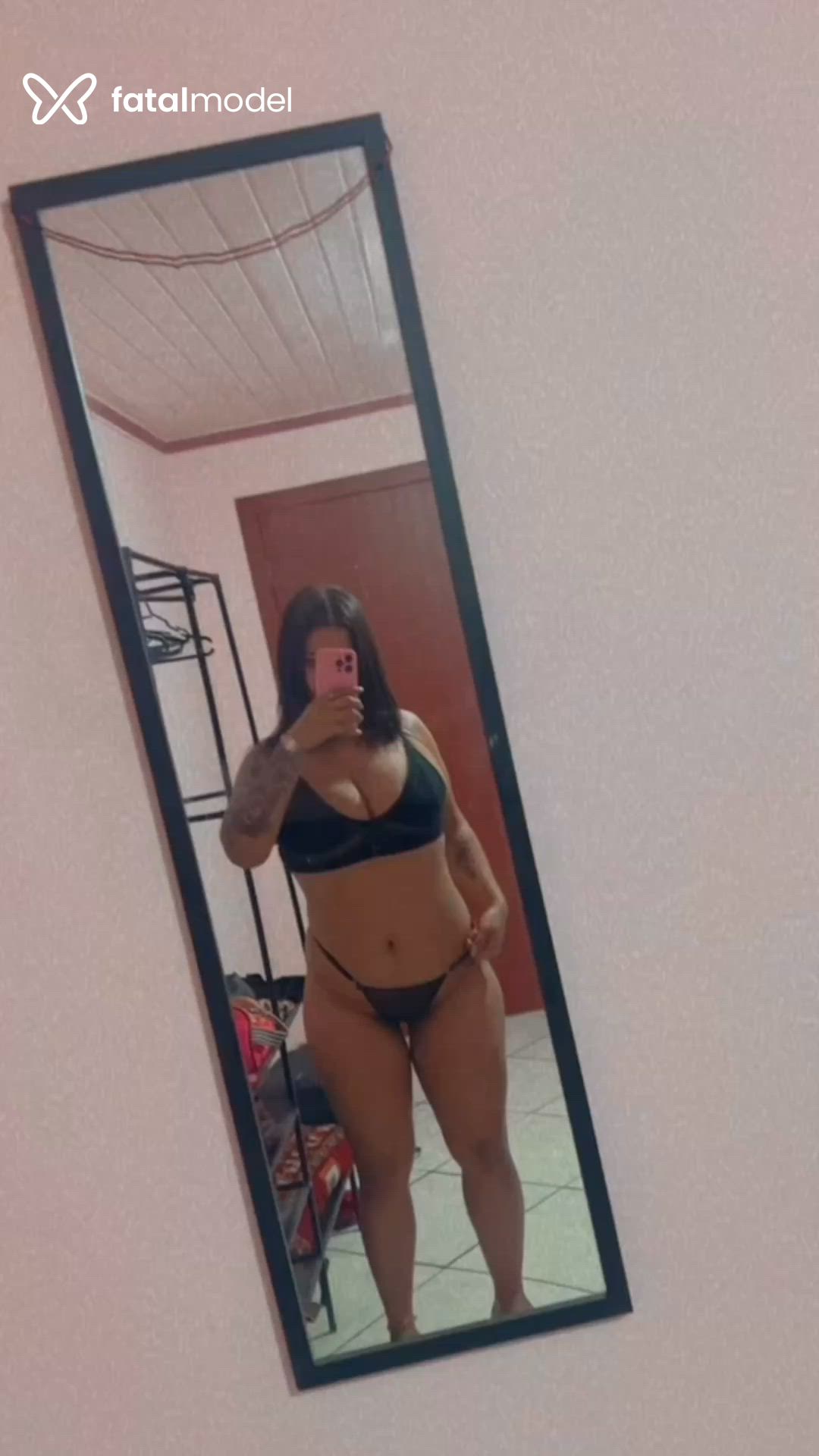 Acompanhante mulher com cabelo castanho de olhos pretos em Campos Novos Acompanhante mulher com cabelo castanho de olhos pretos em Campos Novos - Amanda Reis