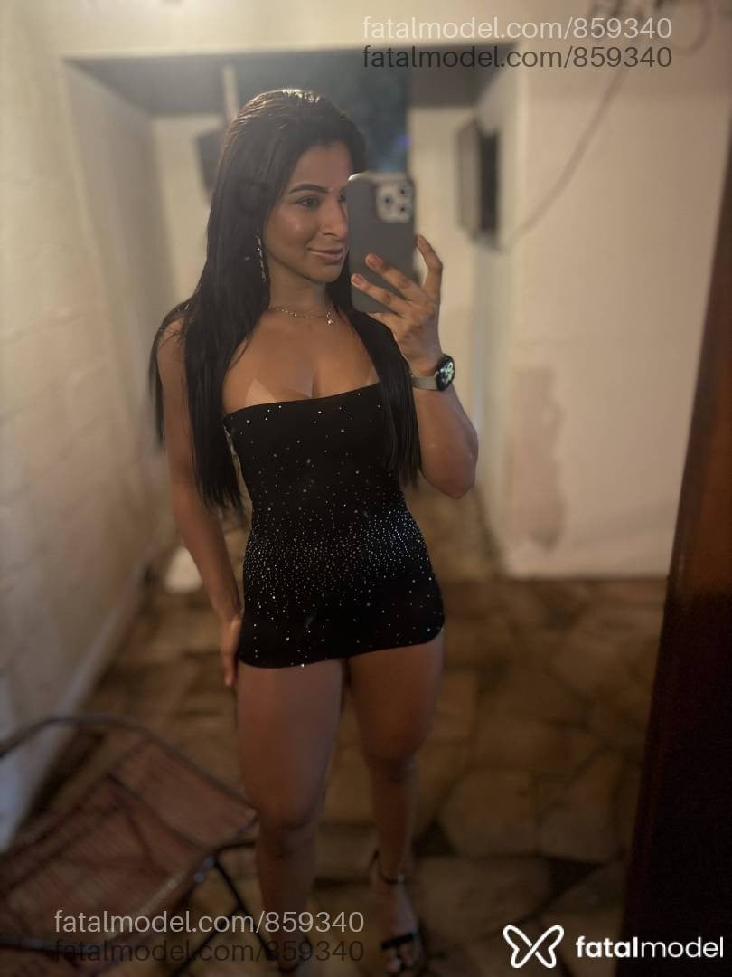Acompanhante mulher morena (o) de olhos castanhos - Lhais Acompanhante mulher morena (o) de olhos castanhos - Lhais