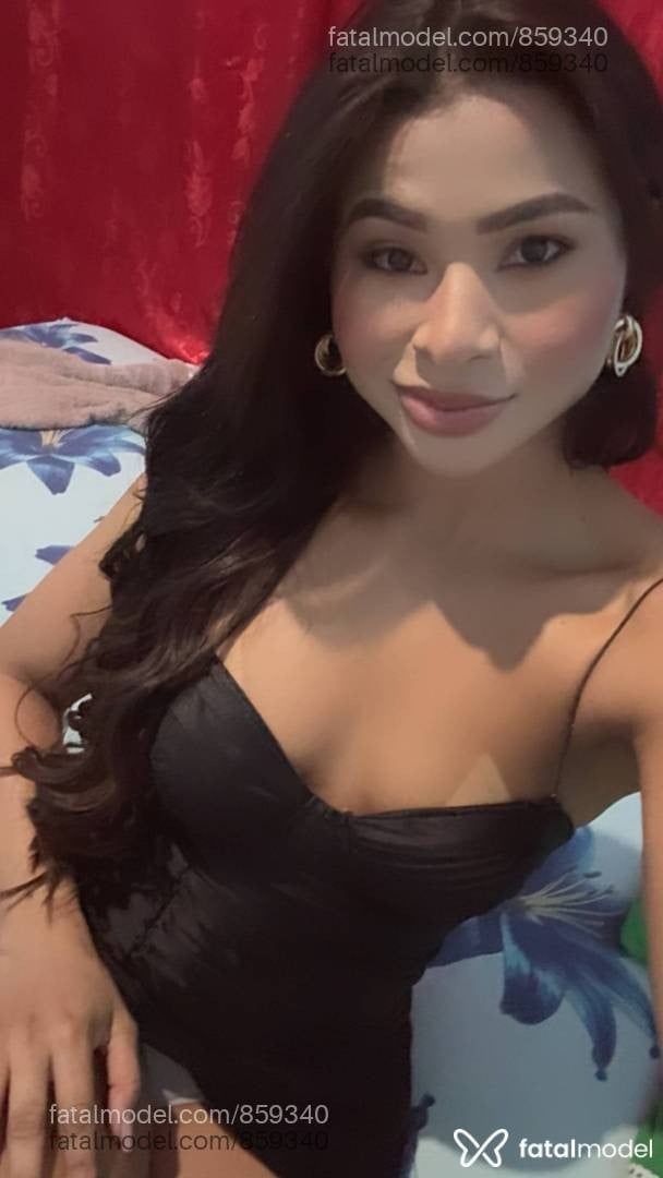 Acompanhante mulher morena (o) de olhos castanhos - Lhais
