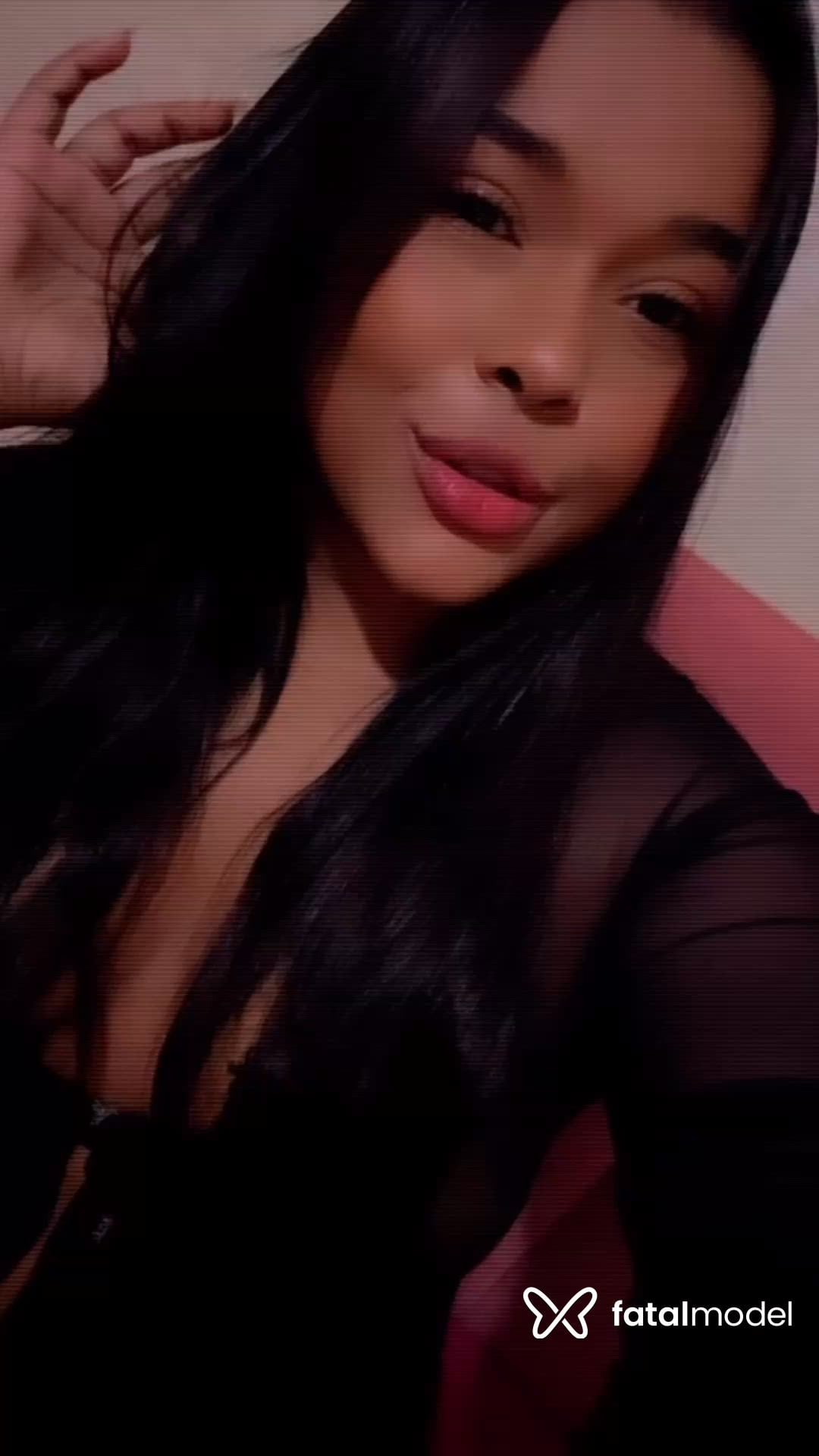 Acompanhante mulher morena (o) de olhos castanhos - Eduarda Bugatti