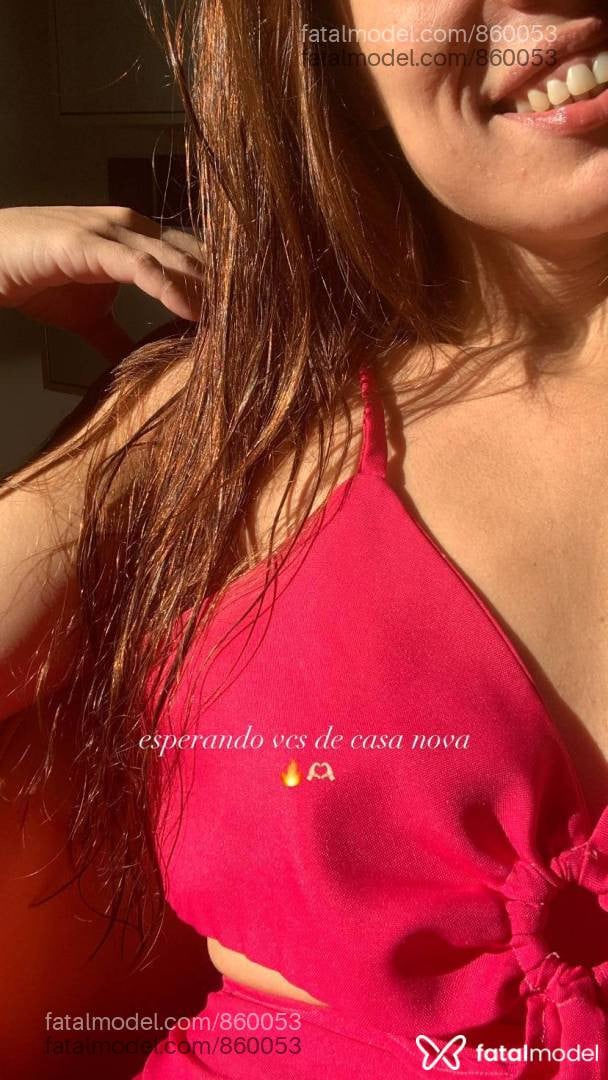 Acompanhante mulher com cabelo castanho de olhos castanhos em Porto Alegre - Livia Richter