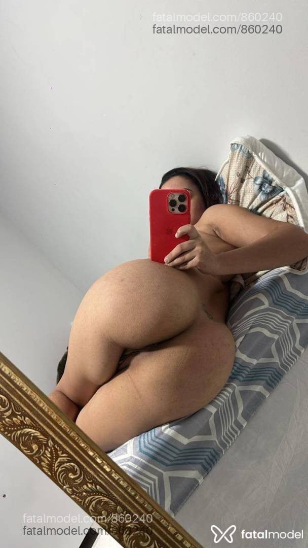 Acompanhante mulher com cabelo castanho de olhos castanhos em São Mateus - EVA Fortunatto