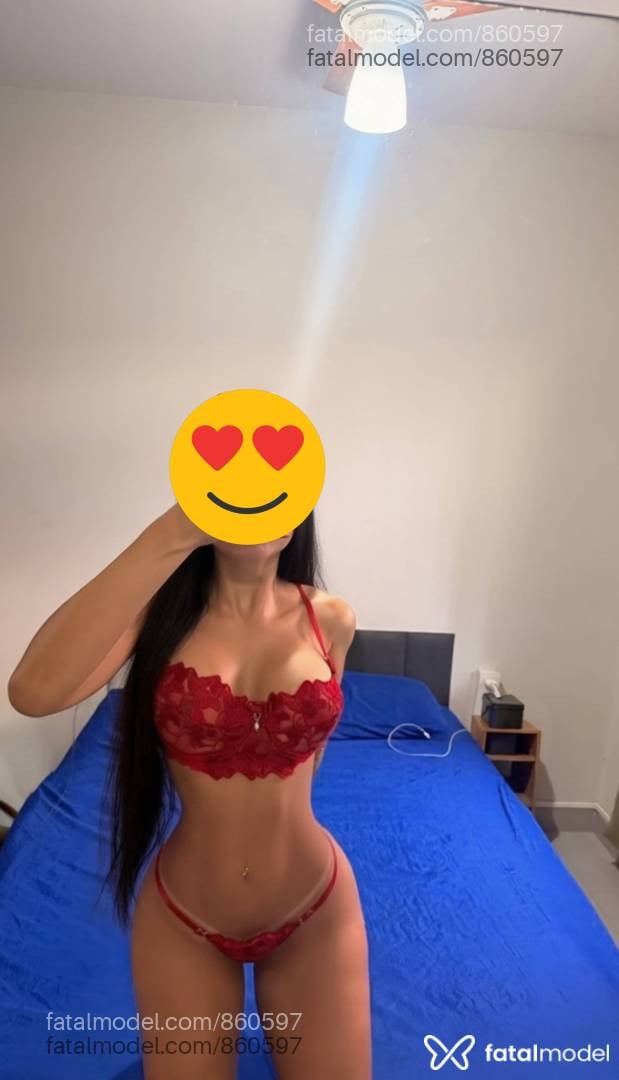 Acompanhante mulher com cabelo castanho de olhos castanhos - Gabriella Acompanhante mulher com cabelo castanho de olhos castanhos - Gabriella