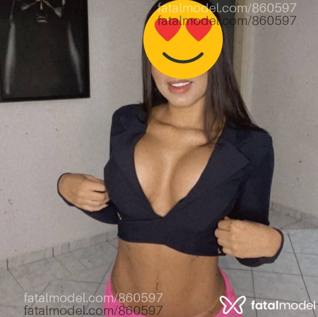 Acompanhante mulher com cabelo castanho de olhos castanhos - Gabriella Acompanhante mulher com cabelo castanho de olhos castanhos - Gabriella