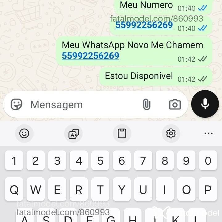 Acompanhante mulher trans com cabelo castanho de olhos castanhos em Cruz Alta - Renata