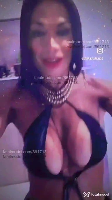 Acompanhante travesti com cabelo castanho de olhos castanhos em Gravataí - Sara Castilhos