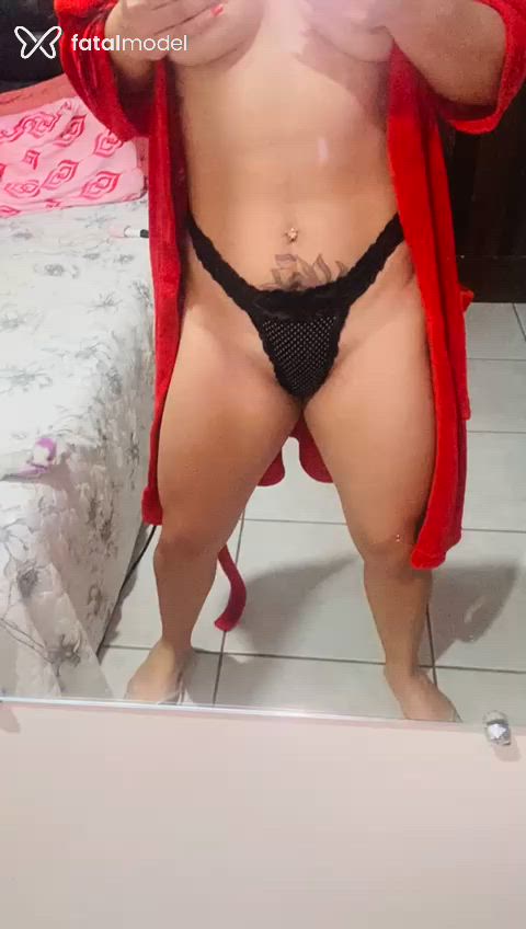 Acompanhante mulher loira (o) de olhos castanhos - Nanda Porto