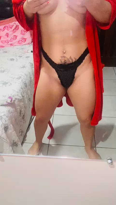 Acompanhante mulher loira (o) de olhos castanhos - Nanda Porto