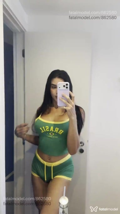 Acompanhante mulher trans morena (o) de olhos pretos em Vitória - Joellma Carvalho