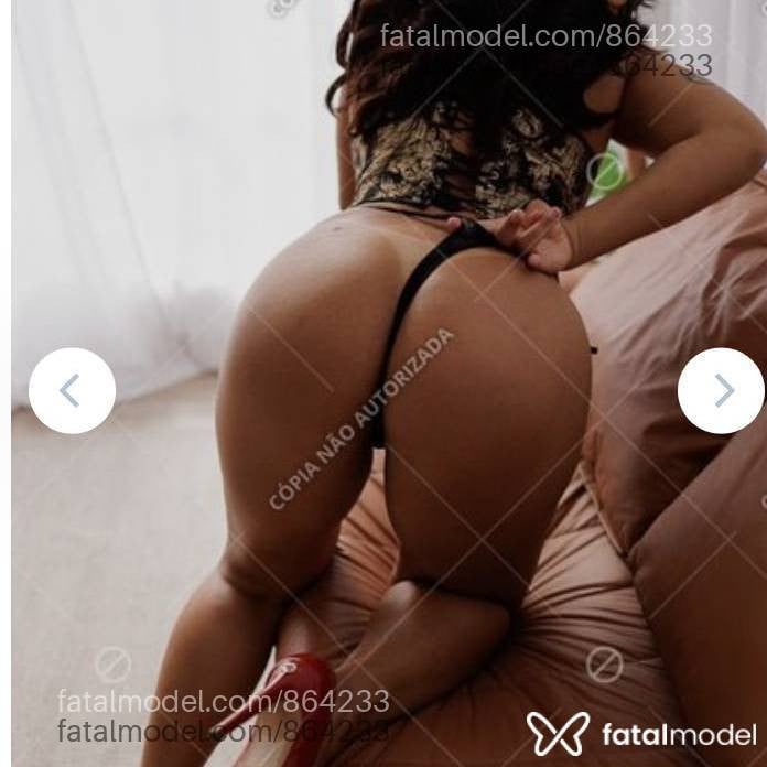 Acompanhante mulher ruiva (o) de olhos mel - Mirella Veron