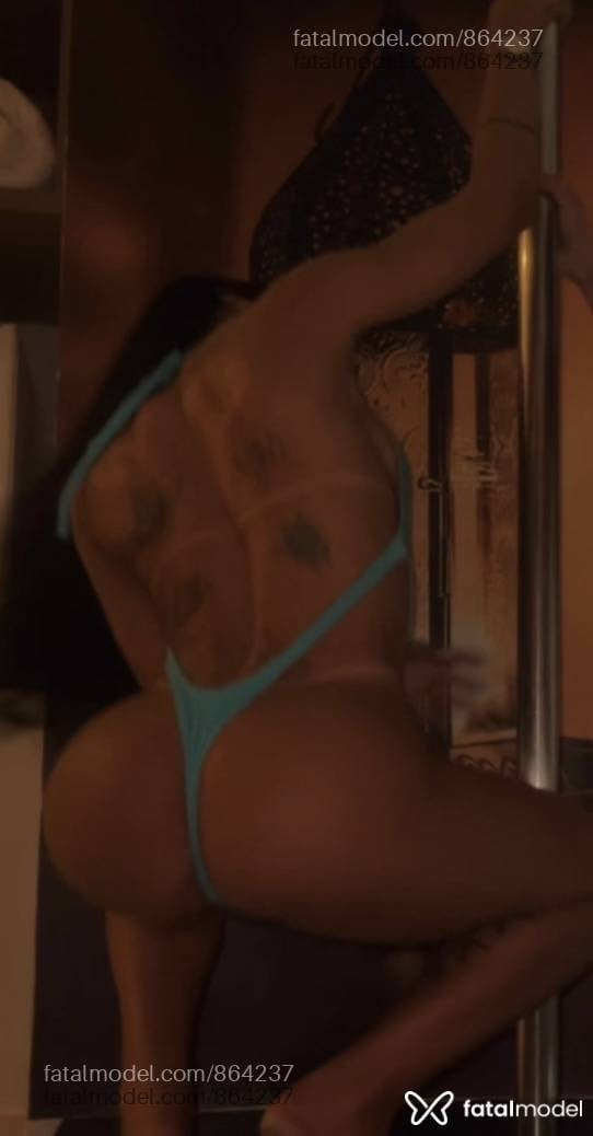 Acompanhante travesti morena (o) de olhos castanhos em Lajeado - Nicolle Porto