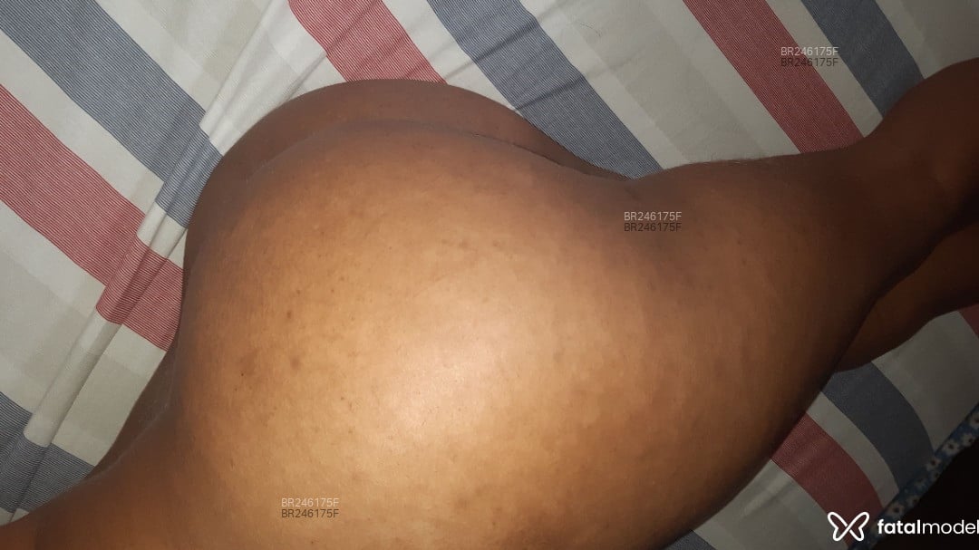 Acompanhante homem trans morena (o) de olhos pretos em Araguaína - Sol