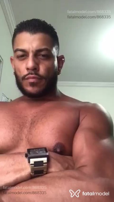 Acompanhante homem morena (o) de olhos castanhos em Caruaru Acompanhante homem morena (o) de olhos castanhos em Caruaru - Dom Arthur