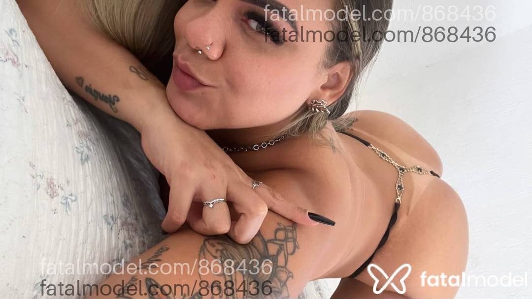 Acompanhante mulher loira (o) de olhos verdes - Mel Vianna