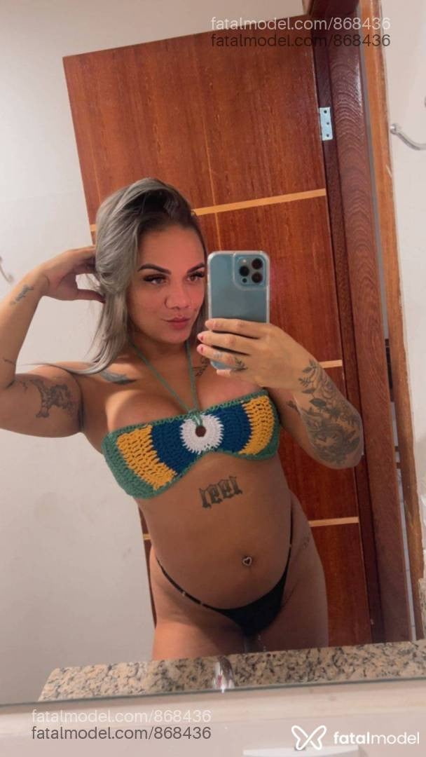 Acompanhante mulher loira (o) de olhos verdes - Mel Vianna Acompanhante mulher loira (o) de olhos verdes - Mel Vianna