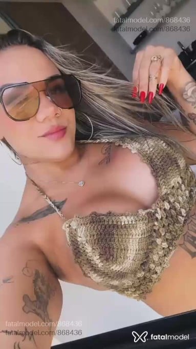 Acompanhante mulher loira (o) de olhos verdes - Mel Vianna Acompanhante mulher loira (o) de olhos verdes - Mel Vianna