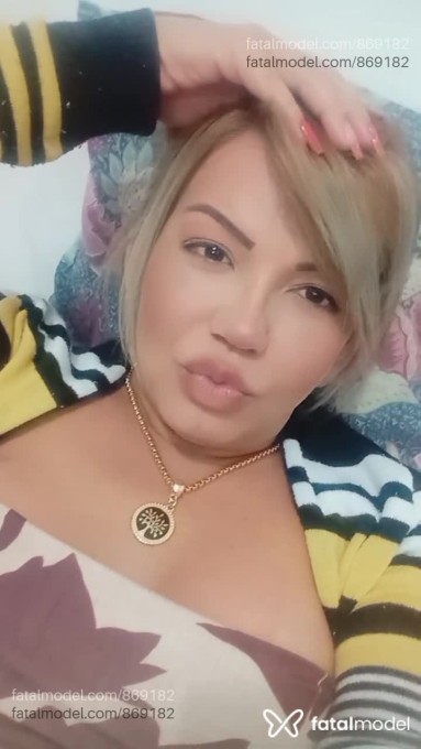 Acompanhante mulher trans loira (o) de olhos castanhos em Araruama - KELLy