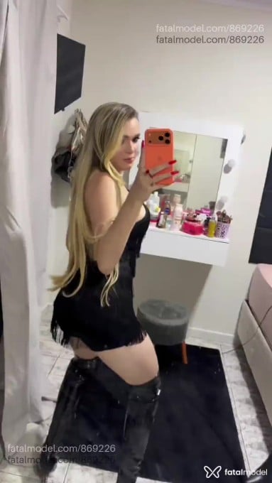 Acompanhante mulher trans loira (o) de olhos castanhos em Juazeiro do Norte - JHESSYKA