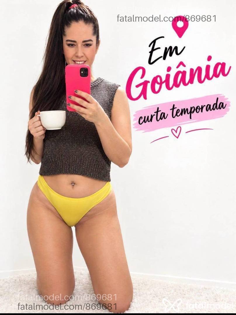 Acompanhante mulher com cabelo castanho de olhos castanhos - Carollynne fisher