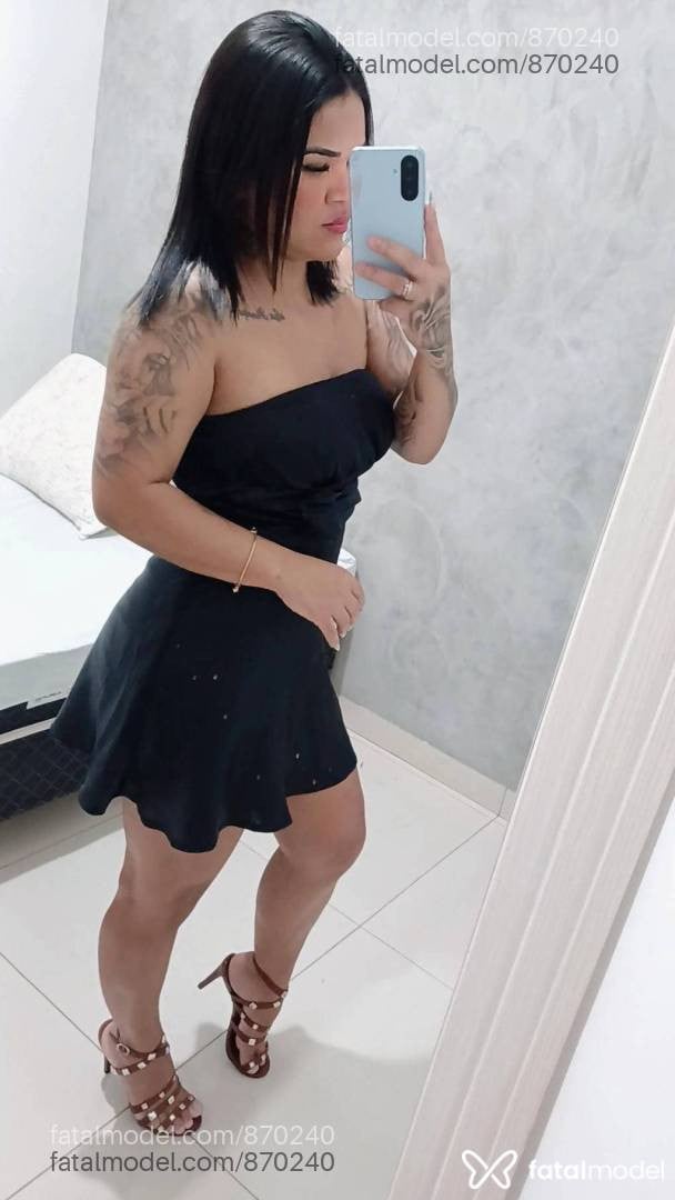 Acompanhante mulher morena (o) de olhos castanhos - Tay