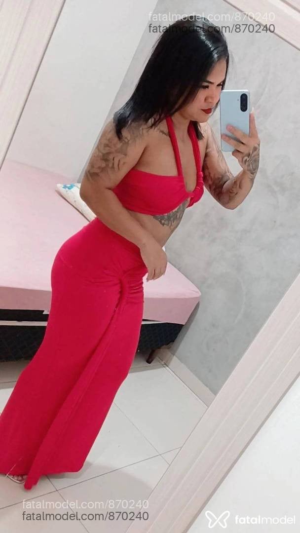 Acompanhante mulher morena (o) de olhos castanhos - Tay