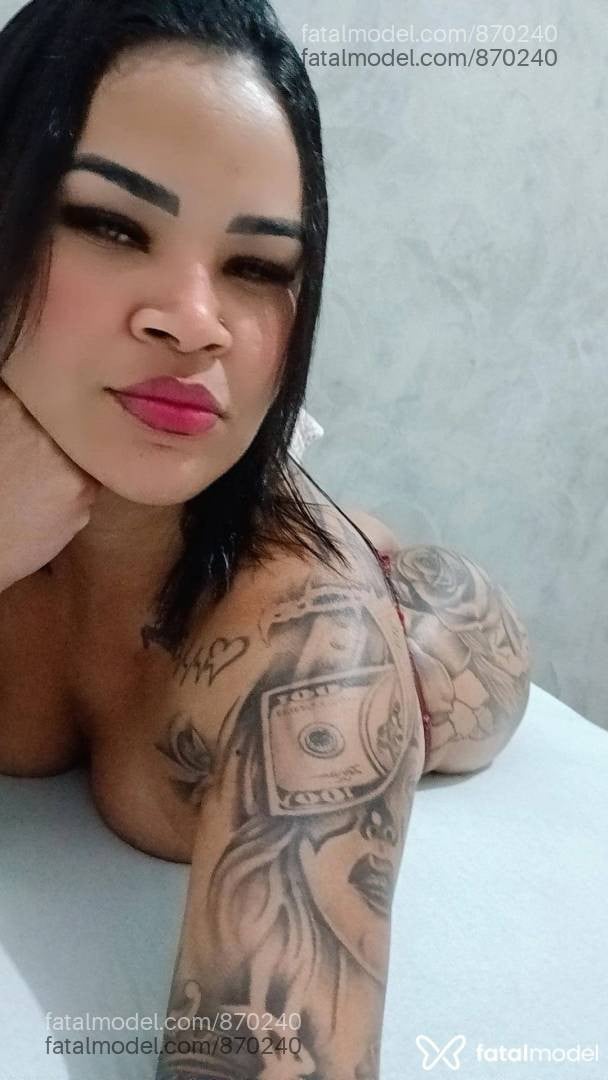 Acompanhante mulher morena (o) de olhos castanhos - Tay