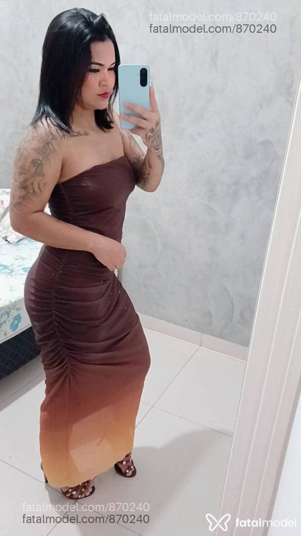 Acompanhante mulher morena (o) de olhos castanhos - Tay