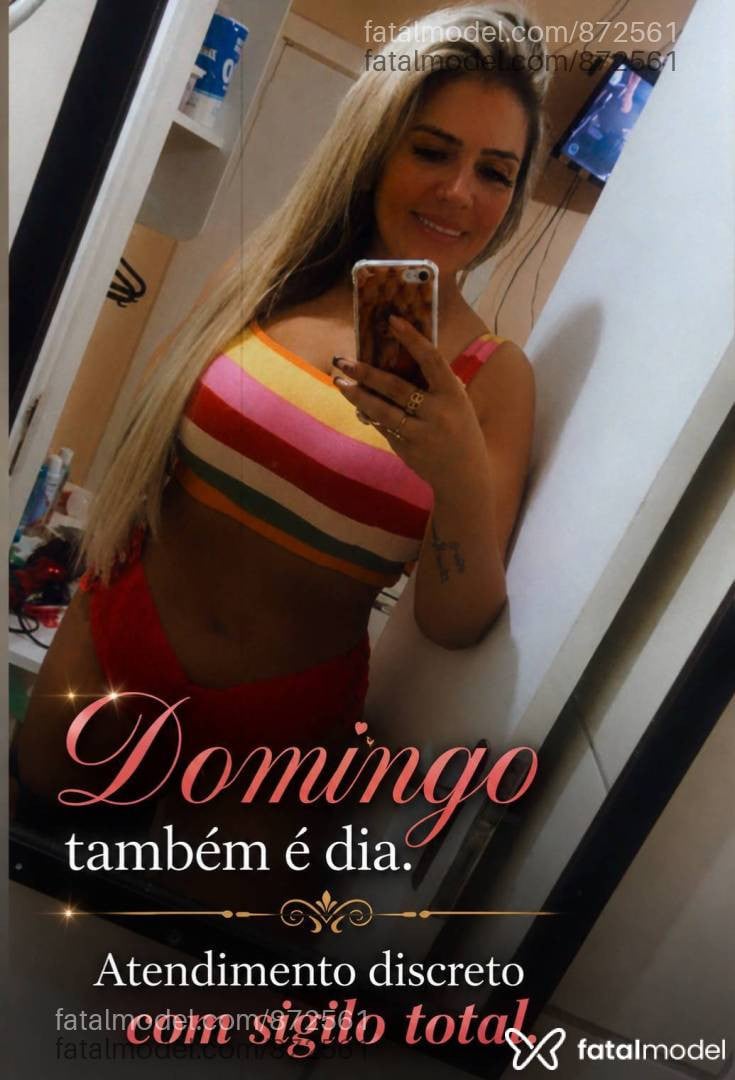 Acompanhante mulher loira (o) de olhos castanhos - Gatadebotas