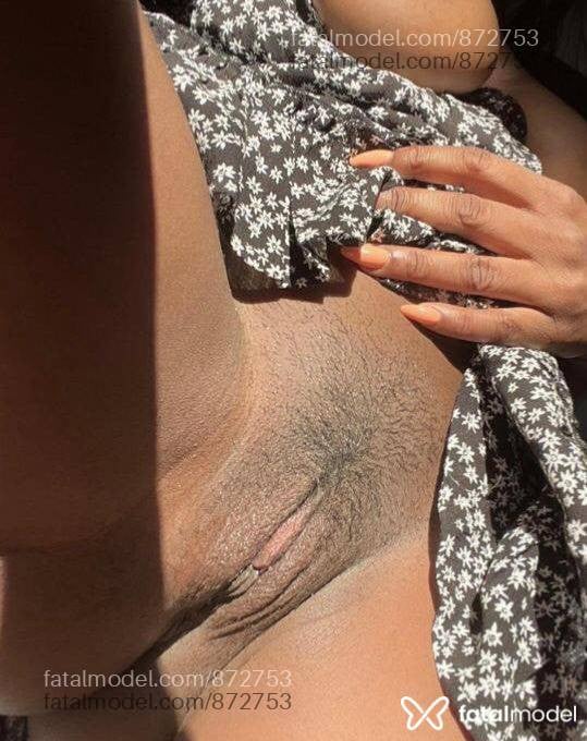 Acompanhante mulher morena (o) de olhos mel em Pimenta Bueno - Ananya