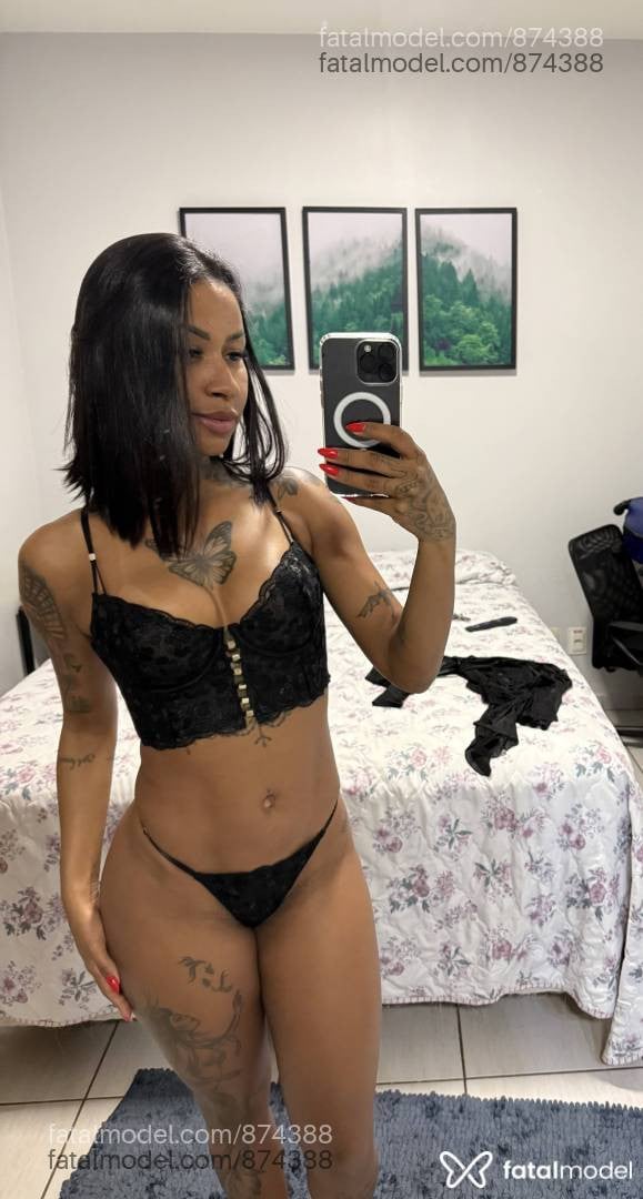 Acompanhante mulher morena (o) de olhos castanhos - Yasmin duarte