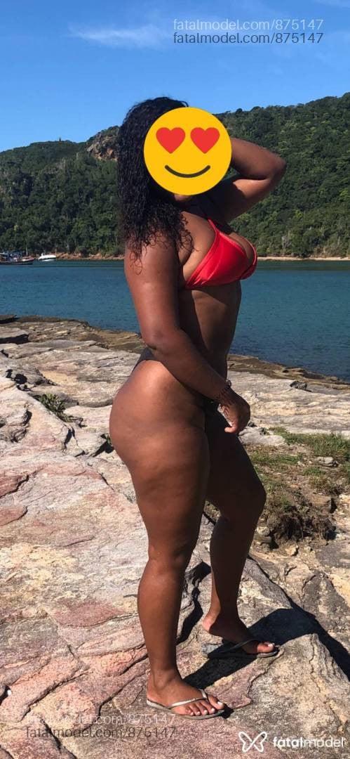Acompanhante mulher com cabelo castanho de olhos pretos em Juiz de Fora - Brunna
