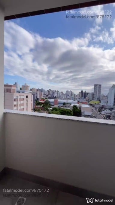 Acompanhante mulher morena (o) de olhos castanhos em Criciúma Acompanhante mulher morena (o) de olhos castanhos em Criciúma - Tati Prado