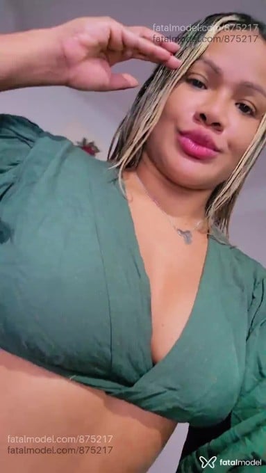 Acompanhante mulher loira (o) de olhos castanhos em São José do Rio Preto - Jade Ferraz