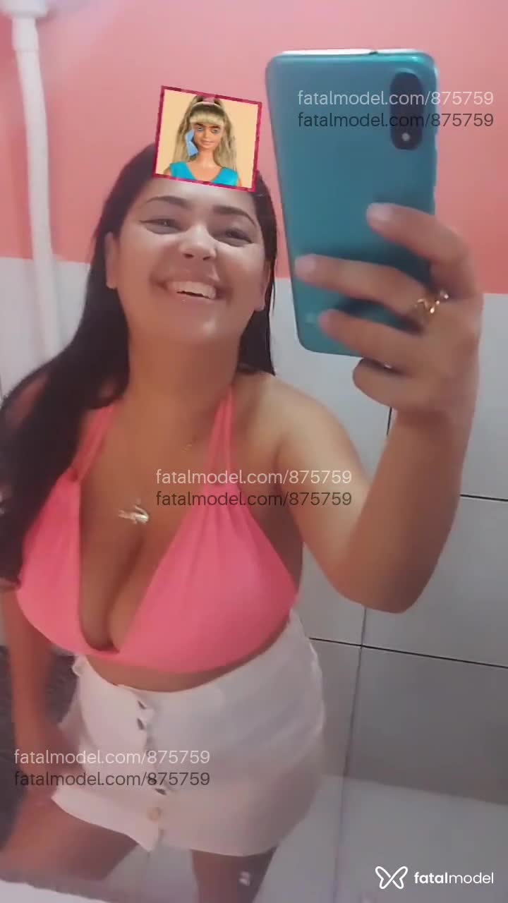 Acompanhante mulher loira (o) de olhos castanhos em Machadinho D'oeste Acompanhante mulher loira (o) de olhos castanhos em Machadinho D'oeste - Loirapeitao