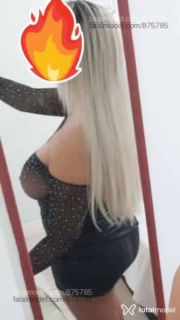 Acompanhante mulher loira (o) de olhos castanhos - Nina Wolf