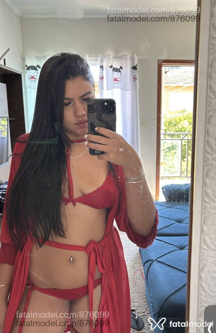 Acompanhante mulher morena (o) de olhos castanhos - Lorena