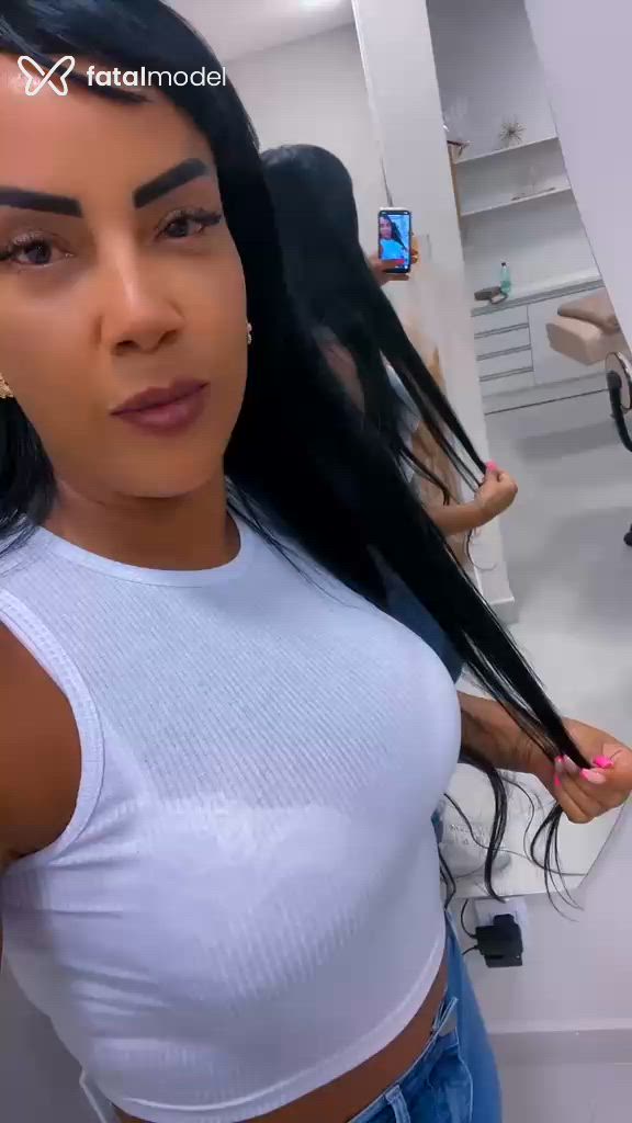 Acompanhante mulher morena (o) de olhos mel - Saraanal Acompanhante mulher morena (o) de olhos mel - Saraanal
