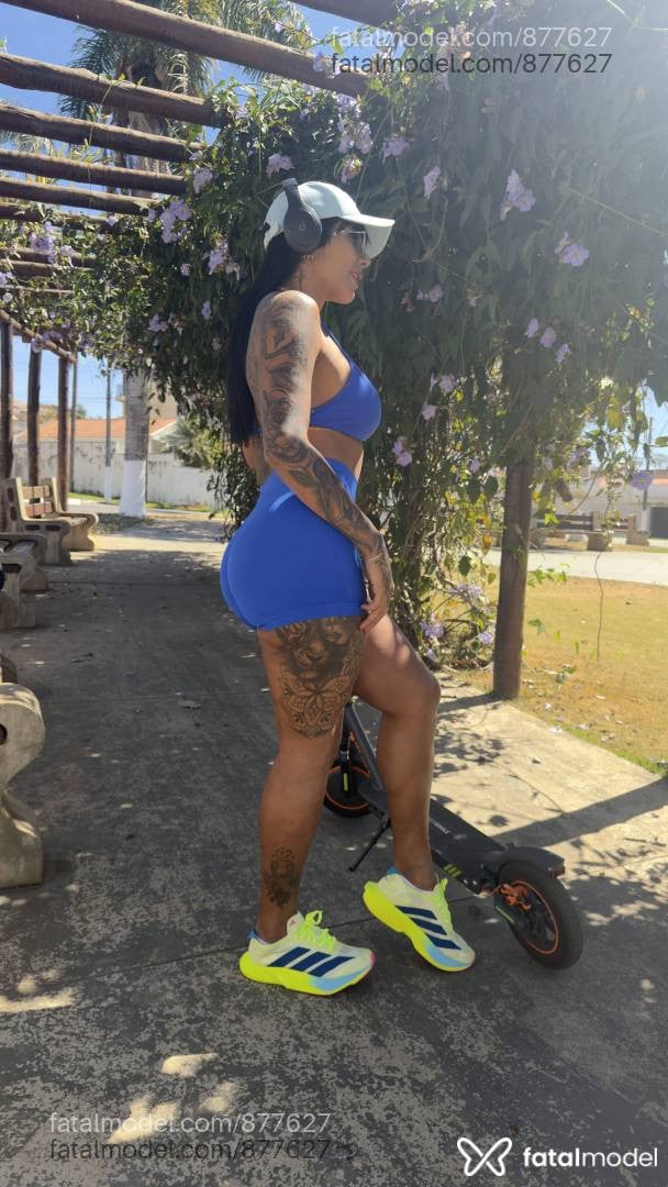 Acompanhante travesti morena (o) de olhos castanhos - Monique oliveira