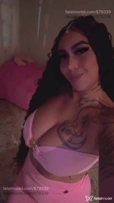 Acompanhante mulher morena (o) de olhos castanhos em Ipatinga Acompanhante mulher morena (o) de olhos castanhos em Ipatinga - Agatha Ferrari