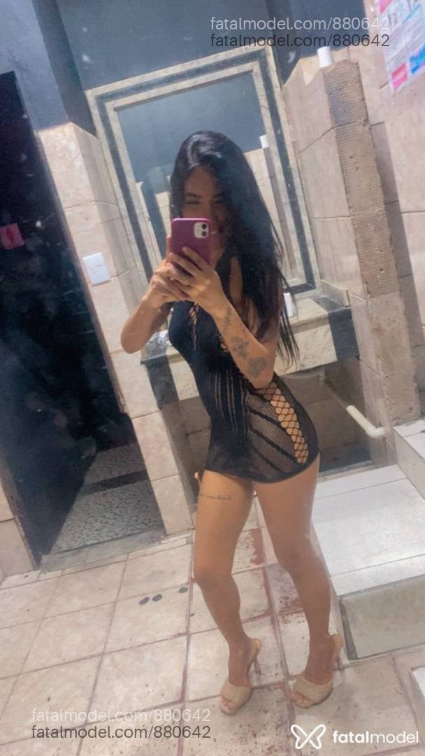 Acompanhante mulher morena (o) de olhos pretos em Ipatinga Acompanhante mulher morena (o) de olhos pretos em Ipatinga - Athena