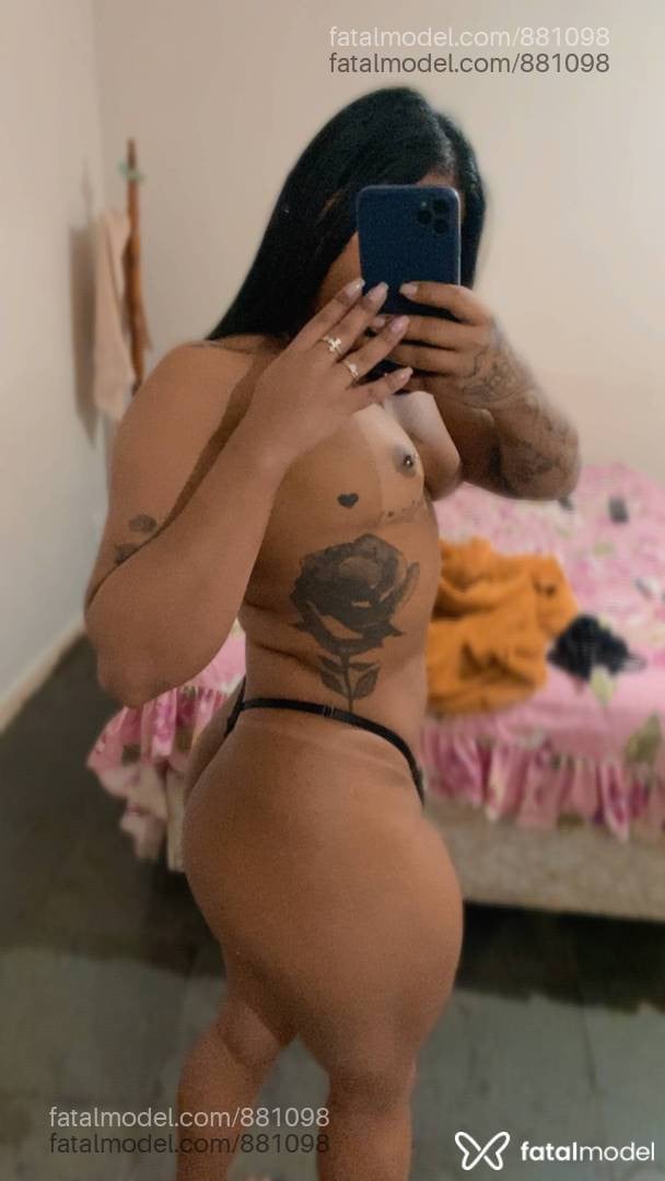 Acompanhante mulher morena (o) de olhos pretos - Larissa Sales