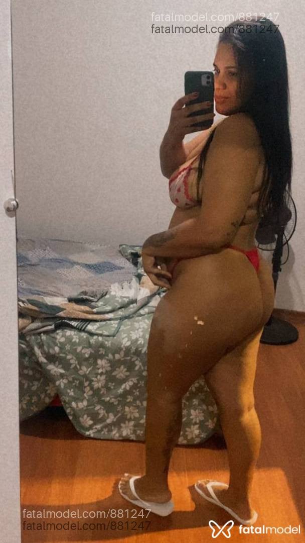 Acompanhante mulher morena (o) de olhos castanhos - Carol Moura