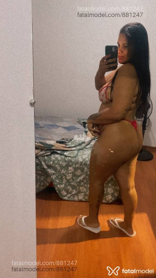 Acompanhante mulher morena (o) de olhos castanhos - Carol Moura