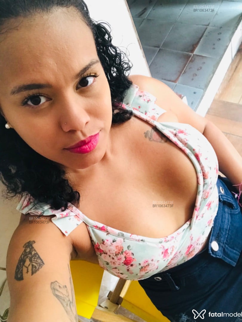 Acompanhante mulher morena (o) de olhos castanhos em Caruaru - Cachinho